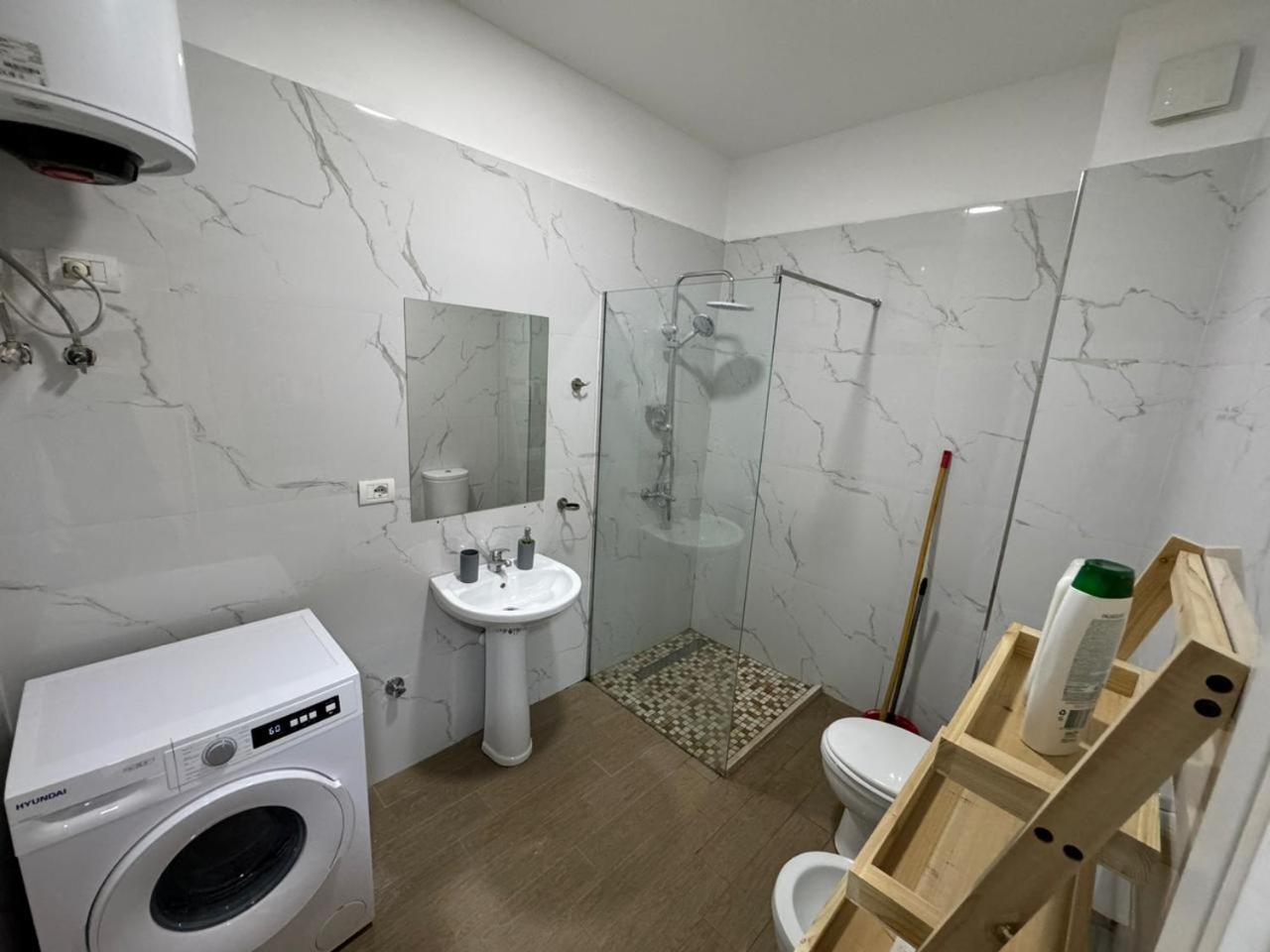 Apartamente Tirana Kültér fotó